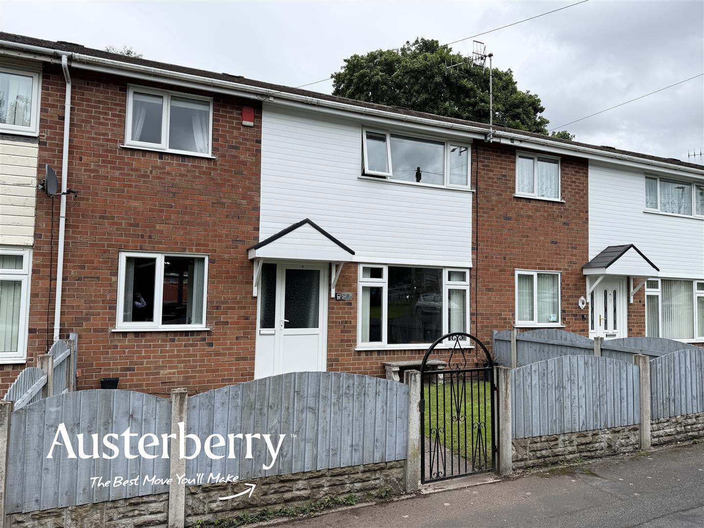 3 bed property in California Street, Stoke-On-Trent